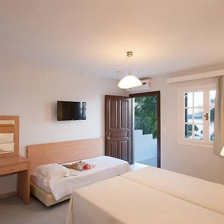 Vassilias Hotel 2*
